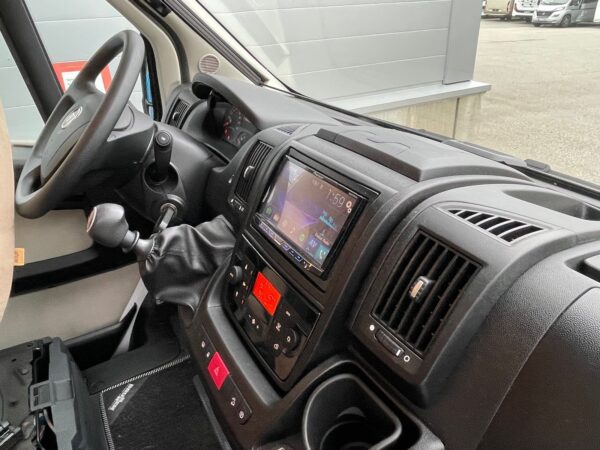 Camping-Car Dethleffs Détales Trend T 7057 – Image 7