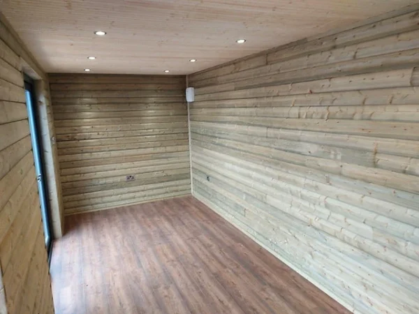 Bureau à domicile / Salle de sport - conversion de conteneur d'expédition – Image 2
