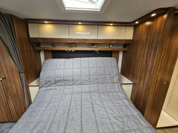 Caravane Customized Polar 730 – Image 26