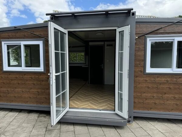 Conteneur Mobile - Tiny House avec Deux Chambres et Cuisine – Image 12