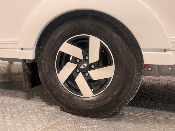 Caravane Adria Adora 613 HT – Image 32