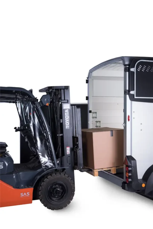 Van chevaux Ifor Williams HBX 511 avec sellerie – Image 5