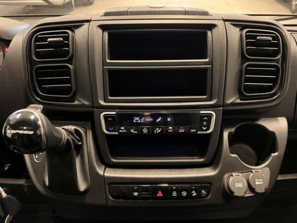 Camping-Car Fiat Ducato Adria Matrix Plus 670 SL 2.2/180 ch – Image 39