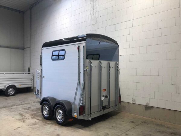 Remorque Van Chevaux Böckmann Portax silver + black avec sellerie – Image 3