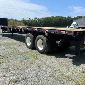 Remorque à plateau Viking 48x102 Moffet Hauler 2014