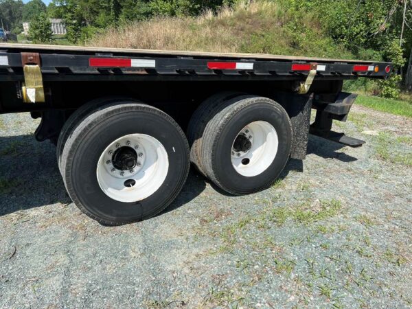 Remorque à plateau Viking 48x102 Moffet Hauler 2014 – Image 2