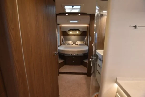 Camping Car Hymer MasterLine 890 – Image 32