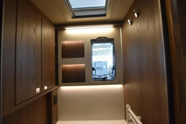 Camping Car Hymer MasterLine 890 – Image 22