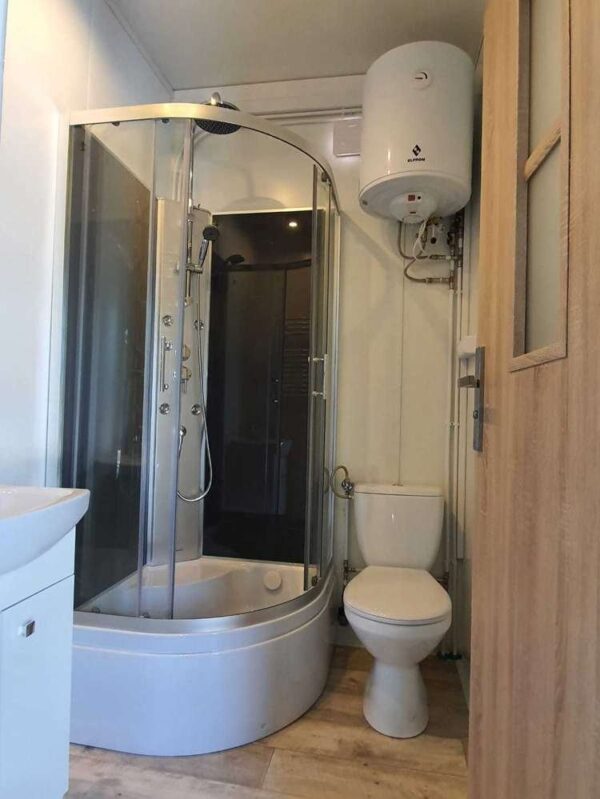 Conteneur d’habitation 3,00 x 8,00m entièrement prêt à emménager – Image 6