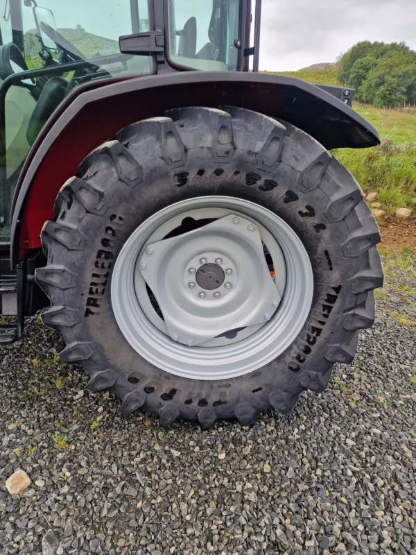 Tracteur Massey Ferguson 4710M Dyna 2 - 2021 – Image 10