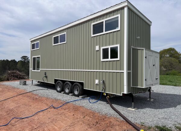 Tiny House lumineuse 35m² et aérée sur roues avec 2 chambres - 1 salle de bain – Image 10