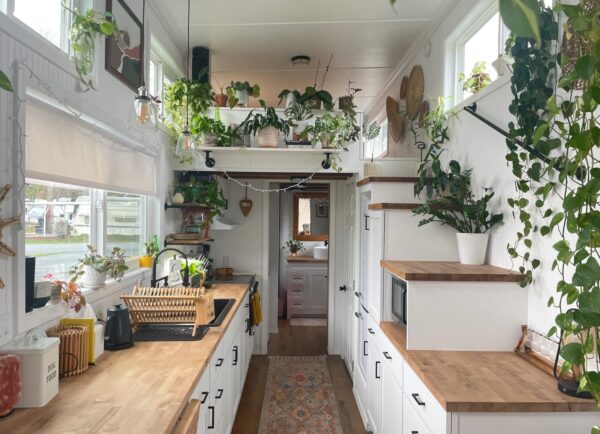Tiny House lumineuse 35m² et aérée sur roues avec 2 chambres - 1 salle de bain – Image 8