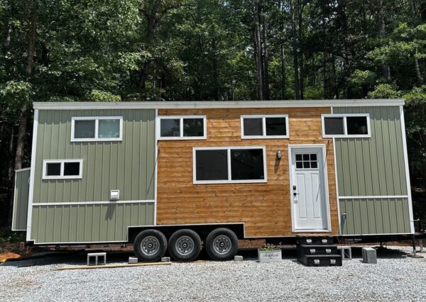 Tiny House lumineuse 35m² et aérée sur roues avec 2 chambres - 1 salle de bain – Image 11