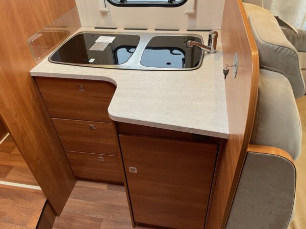 Camping-Car Dethleffs Détales Trend T 7057 – Image 21