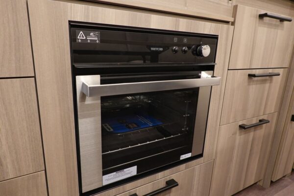 CARAVANE KABE ESTATE 600 GDL KS – Image 7