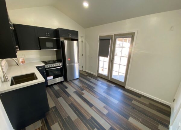 Tiny House sur une remorque de 30m² avec double climatisation – Image 3