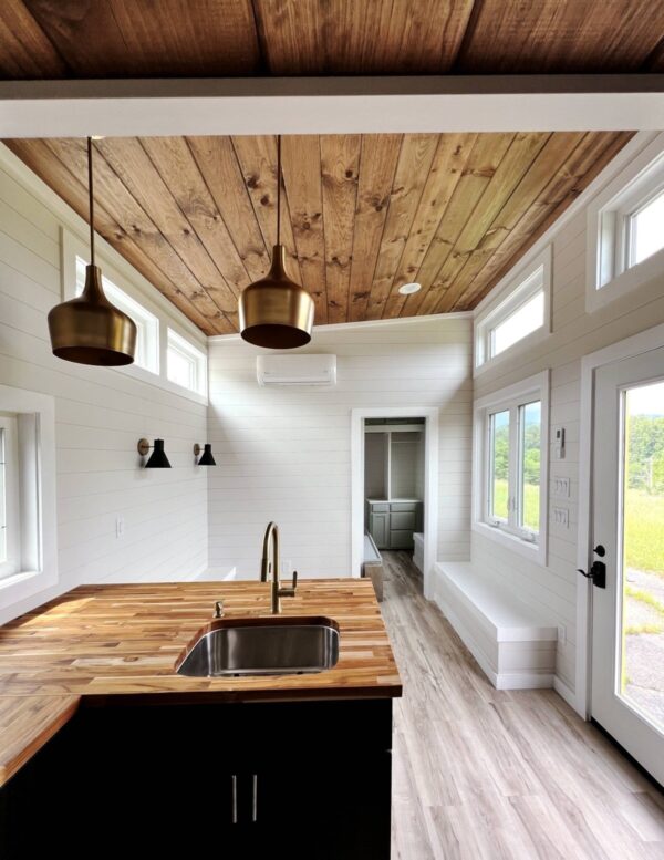 Tiny House avec chambre et loft au rez-de-chaussée – Image 7