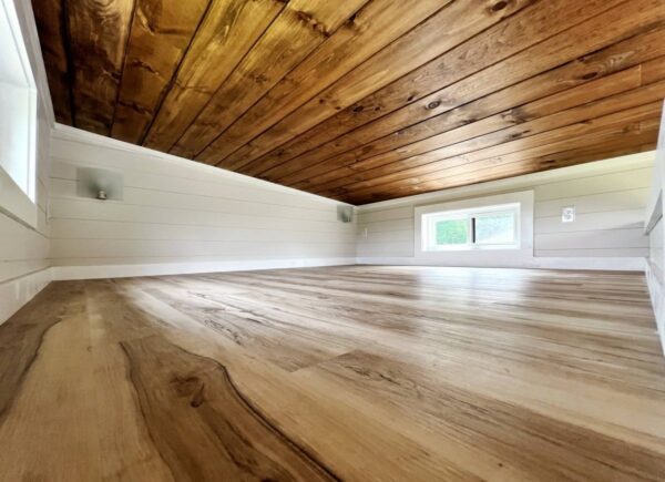 Tiny House avec chambre et loft au rez-de-chaussée – Image 2