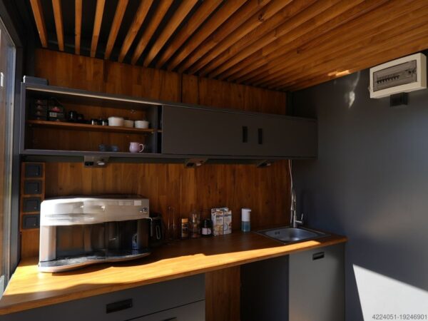 Conteneur Café avec véranda – Image 8